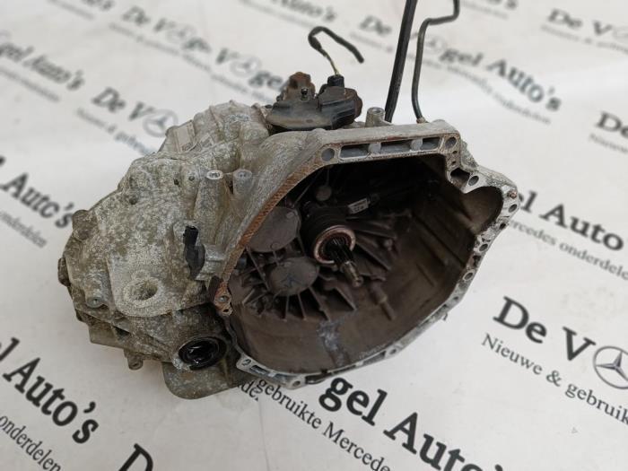 Boîte de vitesse d'un Mercedes Vito, 3 mois de garantie, Utilisé, -, -