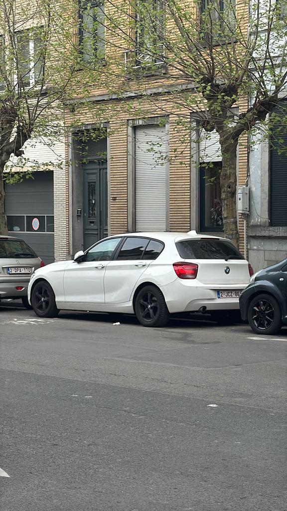 BMW 116i F20 – Automatique – Très bon état - Full Options, Autos, Achat, Euro 6, Automatique, Particulier