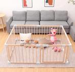 Babybox - Massief grenenhout - met deur - groot formaat, Kinderen en Baby's, Ophalen, Zo goed als nieuw