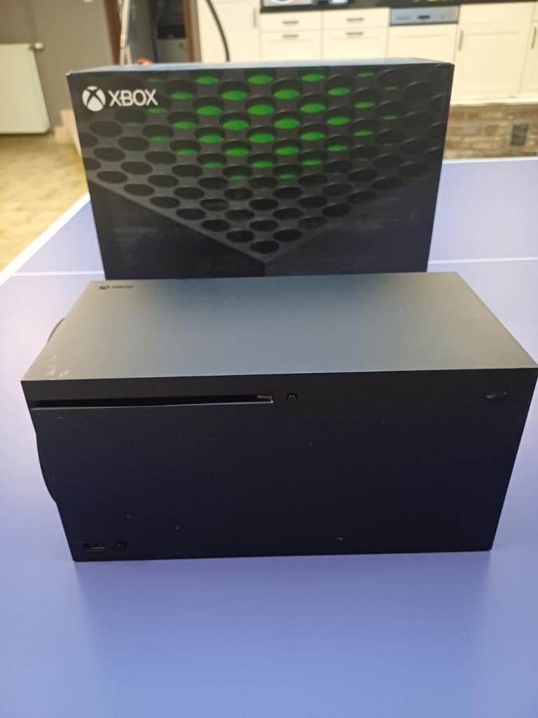 Xbox series x (garantie), Consoles de jeu & Jeux vidéo, Consoles de jeu | Xbox Series X & S, Enlèvement ou Envoi