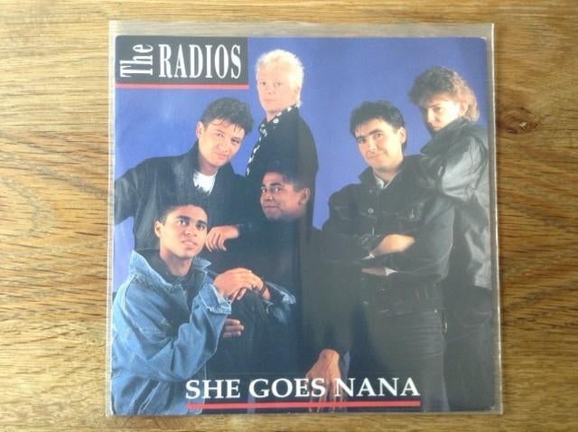 single the radios, Enlèvement ou Envoi, 7 pouces, Pop, Single