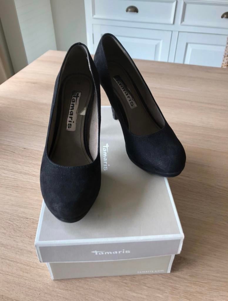 Feestelijke zwarte pumps Tamaris - maat 39, Enlèvement ou Envoi, Escarpins, Comme neuf, Noir