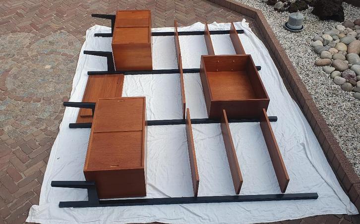 Unité murale Poul Cadovius by Royal System, Maison & Meubles, Armoires | Armoires murales, Comme neuf, 150 à 200 cm, 250 à 300 cm