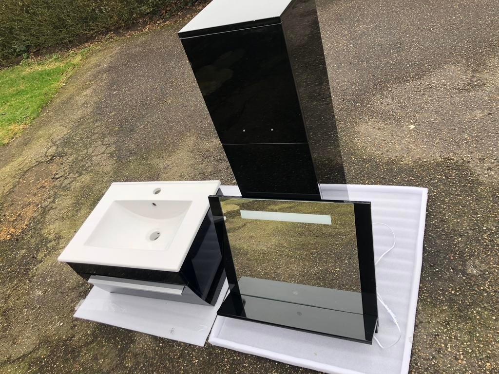 Badkamer set, Ophalen, Zo goed als nieuw