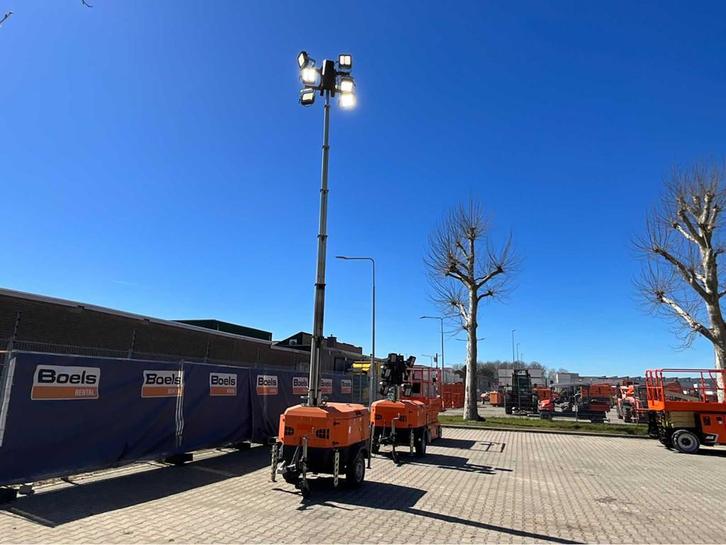 Remorque génératrice de poteau d’éclairage LED TowerLig, Autos : Divers, Remorques, Utilisé