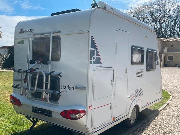 Caravan met stapelbed, Mover, Zonnepaneel, Luifel, Voortent, Caravans en Kamperen, Caravans, Bedrijf, tot en met 4, 750 - 1000 kg