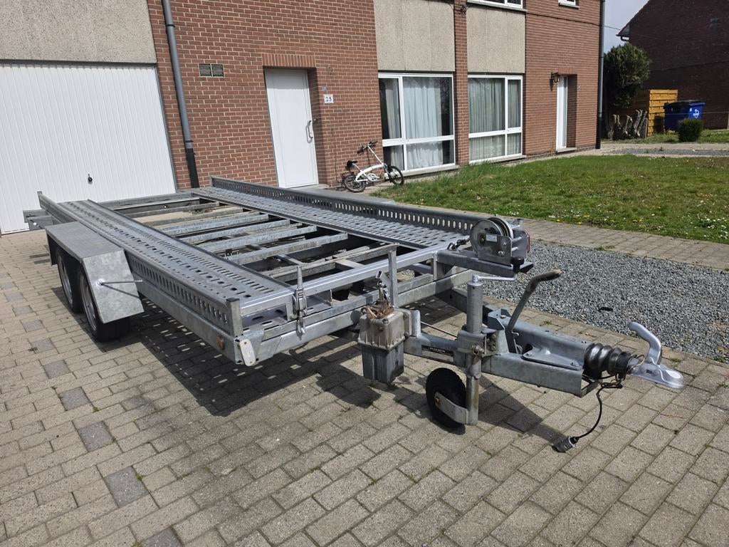 Aanhangwagen voor autotransport, Ophalen