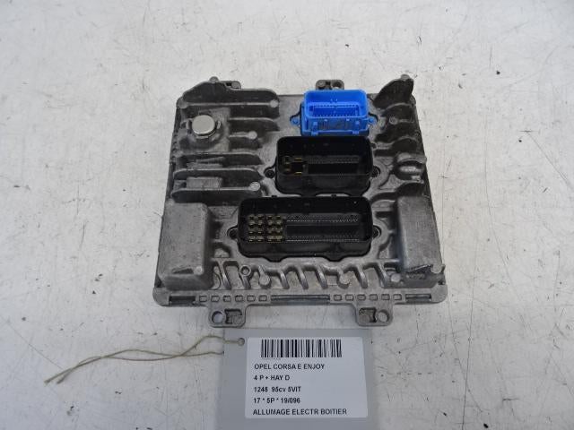MODULE D ALLUMAGE Opel Corsa E (01-2014/-) (55498657), Utilisé, Opel