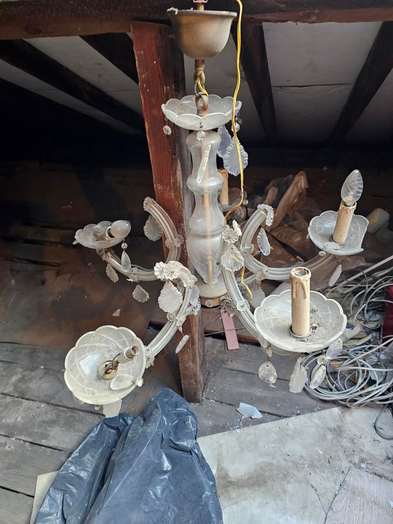 Ancien lustre en cristal