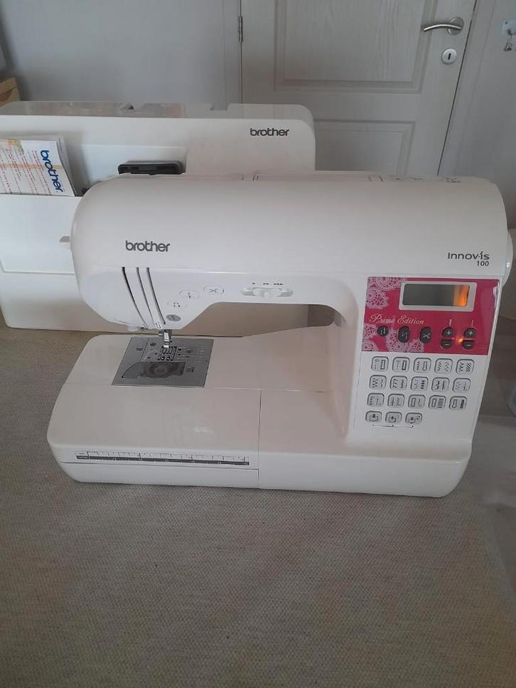 Naaimachine Brother Innovis 100, Hobby en Vrije tijd, Naaimachines en Toebehoren, Zo goed als nieuw, Naaimachine, Brother, Ophalen
