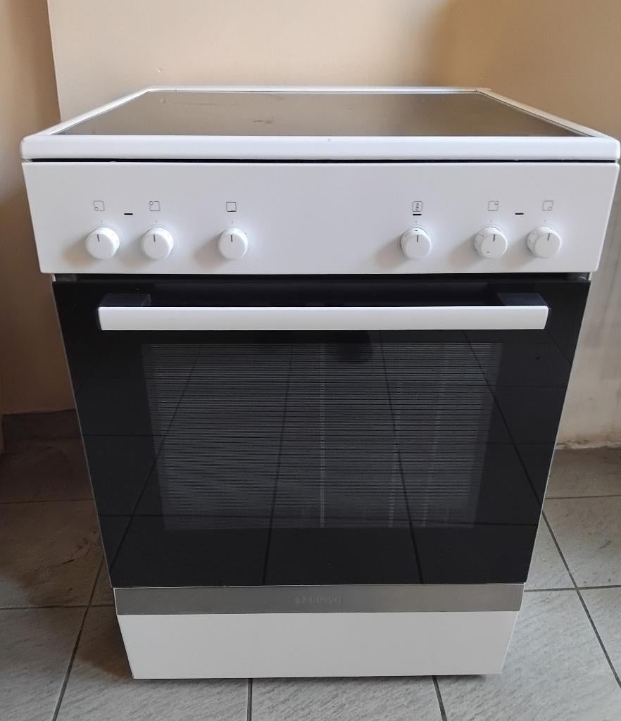Cuisinière vitrocéramique BOSCH (série 4), Ophalen, Gebruikt, 4 kookzones, 85 tot 90 cm