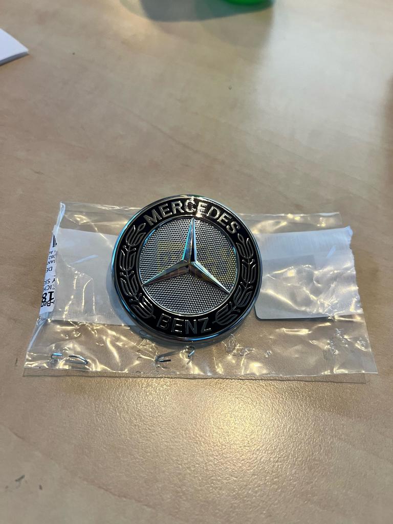 Mercedes- benz Embleem logo voorzijde Origineel!A0008171801, -, Nieuw, Ophalen of Verzenden, -
