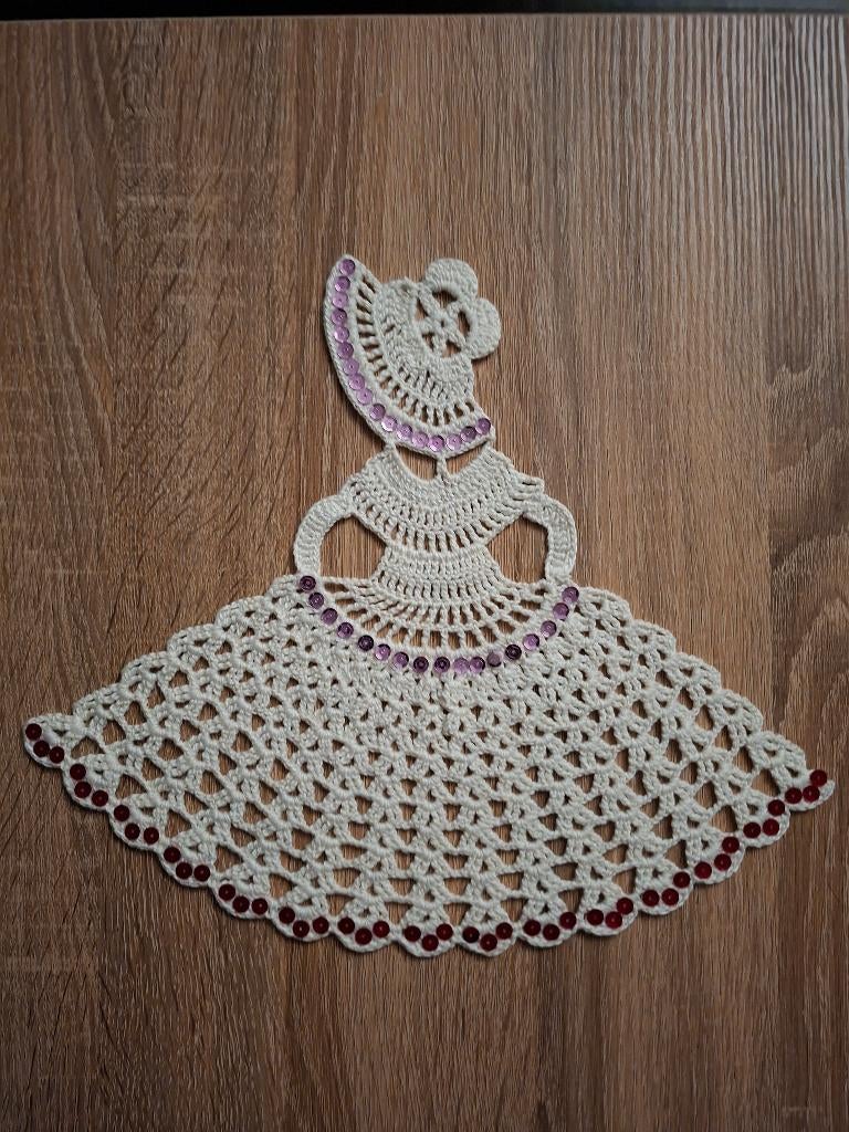 Gehaakt meisje, Hobby & Loisirs créatifs, Tricot & Crochet, Enlèvement, Neuf, Crochet