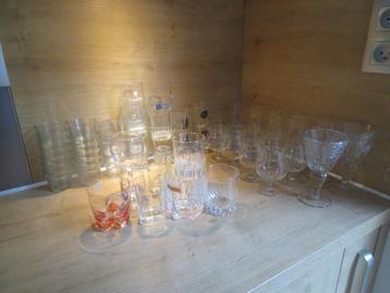 verres divers à donner beschikbaar voor biedingen