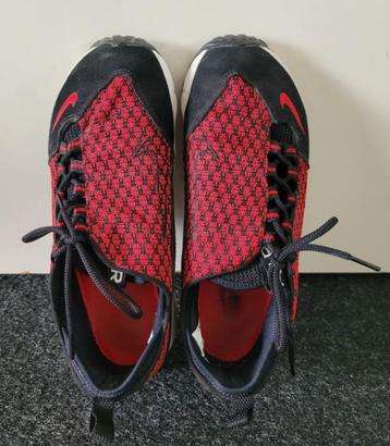 NIKE SNEAKERS MAAT 42,5 | Footscape - University Red/Black beschikbaar voor biedingen