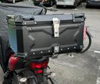 Coffre moto aluminium 65 L, Motos, Accessoires | Valises & Sacs, Enlèvement ou Envoi, Comme neuf