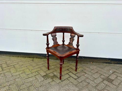 Antieke Hoekstoel, Antiek en Kunst, Antiek | Meubels | Stoelen en Sofa's, Ophalen