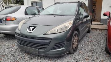 peugeot 207 1.4i AIRCO 2010 !! EERST LEZEN !!! disponible aux enchères