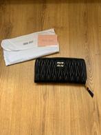 Pochette Miu Miu Cuir Matelasse Noir, Ophalen of Verzenden, Zo goed als nieuw