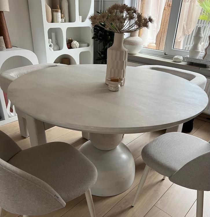 Ronde tafel van exotisch hout, Huis en Inrichting, Tafels | Salontafels, Nieuw, 75 cm of meer, 100 tot 150 cm, 100 tot 150 cm