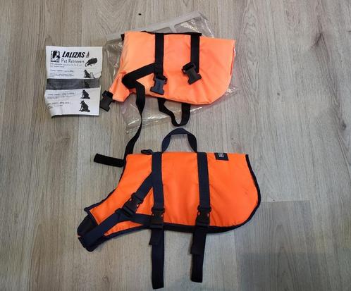 2 stuks Hondenzwemvest Besto M & Lalizas 8-15kg verkleurd, Dieren en Toebehoren, Hondenkleding, Gebruikt, Hondenzwemvest, Ophalen of Verzenden