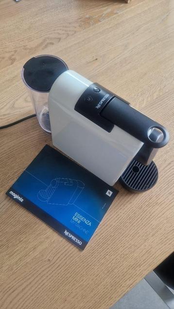 Nespresso Essenza Mini (Magimix) beschikbaar voor biedingen