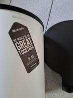 1 vuilnisbak in de keuken, Ophalen, Zo goed als nieuw, Metaal, Met pedaal