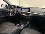 BMW 118iA Advantage *LED*STUURVERW*CARPLAY*PDC*, Zwart, USB, Bedrijf, 5 deurs