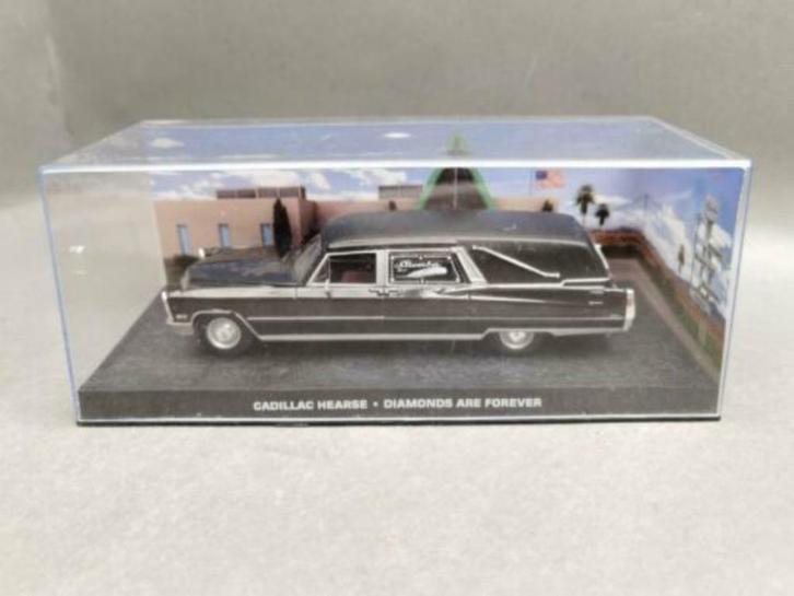 JAMES BOND 007 CADILLAC Hearse Corbillard 1/43 IXO UH Neuf+B, Hobby en Vrije tijd, Modelauto's | 1:43, Nieuw, Auto, Universal Hobbies