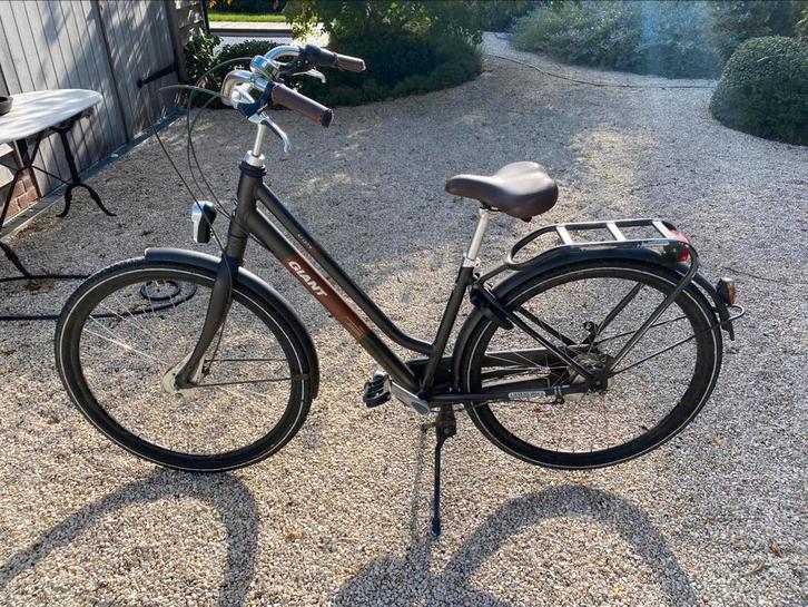 Dames stadsfiets, Fietsen en Brommers, Fietsen | Dames | Damesfietsen, Gebruikt, Giant, Versnellingen, Ophalen
