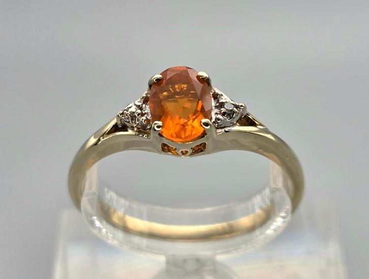Gouden Vintage ring edelsteen vuuropaal en diamant. 2025/835, Handtassen en Accessoires, Ringen, Zo goed als nieuw, Dame of Heer