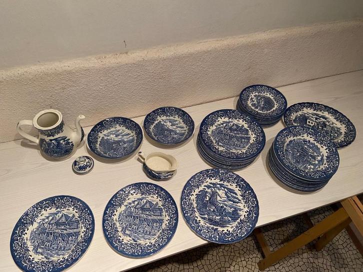 Assiettes Royal Tudor Ware et Tirschenreuth, Antiek en Kunst, Antiek | Keramiek en Aardewerk, Ophalen