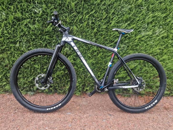 Mountainbike-kubusreactie volledig koolstof, Fietsen en Brommers, Fietsen | Mountainbikes en ATB, Zo goed als nieuw, Giant, Ophalen