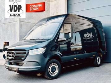 Mercedes Sprinter 317 L2H2 AUTOMAAT TREKHAAK MBUX CAMERA beschikbaar voor biedingen