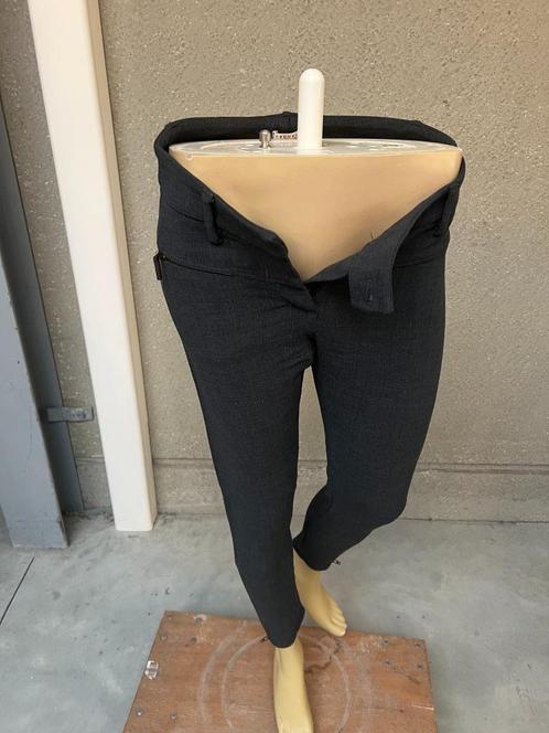 brunello cucinlli xs broek, Kleding | Dames, Broeken en Pantalons, Zo goed als nieuw, Maat 34 (XS) of kleiner, Overige kleuren