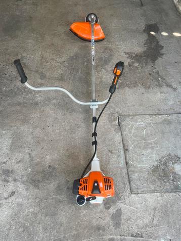 Débroussailleuse stihl fs 94 c beschikbaar voor biedingen