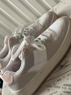 Chaussures berscka pointure 38, Kleding | Dames, Schoenen, Ophalen, Bershka, Zo goed als nieuw, Wit