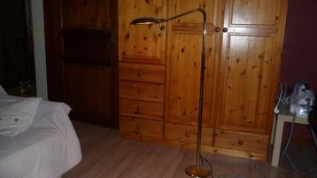 Woonkamer- of bureaulamp beschikbaar voor biedingen