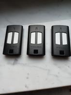 3 garagepoort afstandbedieners merk Beninca