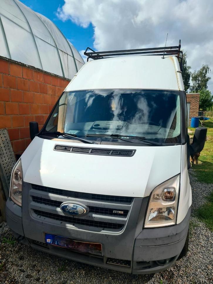 Ford transit 2.2 tdci van 2006 (airco), Auto's, Bestelwagens en Lichte vracht, Particulier, Trekhaak, Ford, Ophalen