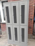 Casier ventilé... comme neuf... hauteur 1m90.., Maison & Meubles, Armoires | Casiers, Enlèvement ou Envoi
