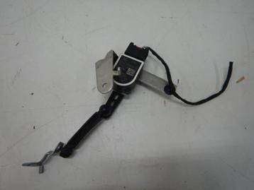 BMW M8 F93 Hoogteversteller Niveausensor 686913702 beschikbaar voor biedingen