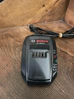 Chargeur bosch 18 V, Bricolage & Construction, Comme neuf