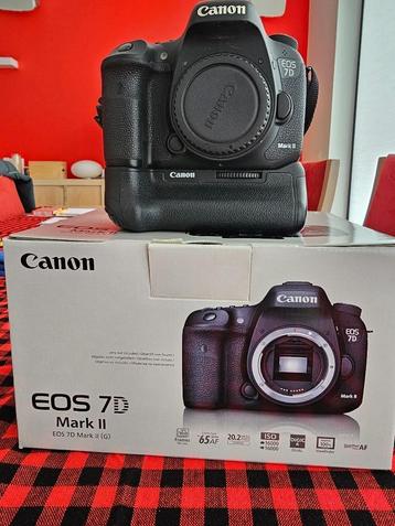 Canon 7d Mark II met grip, Audio, Tv en Foto, Fotocamera's Digitaal, Gebruikt, Spiegelreflex, Canon, Geen optische zoom
