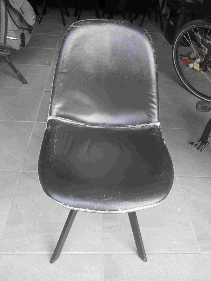 Stoelen 60 stuks, Huis en Inrichting, Stoelen, Gebruikt, Leer, Zwart, Ophalen of Verzenden