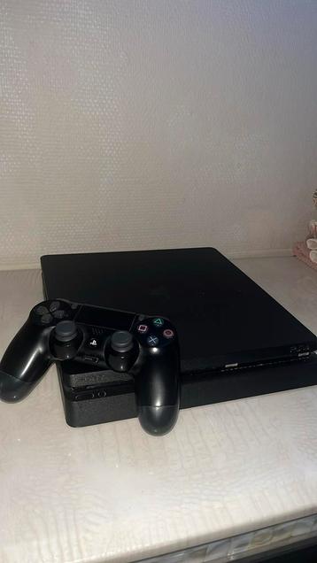PS4 + manette, Enlèvement ou Envoi, Comme neuf, 1 TB