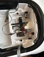 Voiture electrique avec telecommande pour diriger, Ophalen