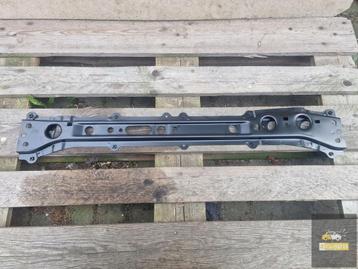 TOYOTA YARIS IV BALK ONDER RADIATEUR 53028-0D130 beschikbaar voor biedingen