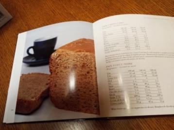 100 recettes de pains et de viennoiseries pour Machine à pai, Enlèvement ou Envoi, Comme neuf, Végétarien, Plat principal