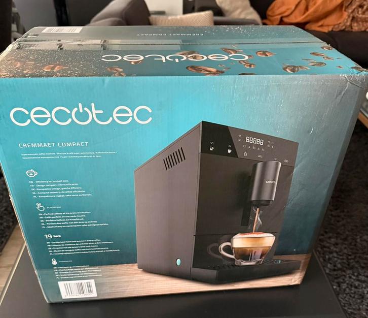 Cecotec Cremmaet Compact 19 bar bonenkoffie machine Nieuw, Elektronische apparatuur, Koffiezetapparaten, Nieuw, Koffiebonen, Espresso apparaat